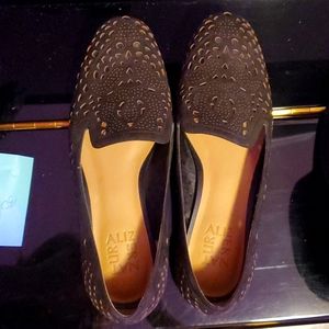Never worn black naturalizer flats 6.5W